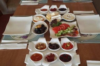 Zeytin Kahvaltı Salonu